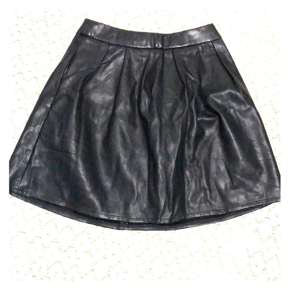 Black Pleather Skirt with Pockets!